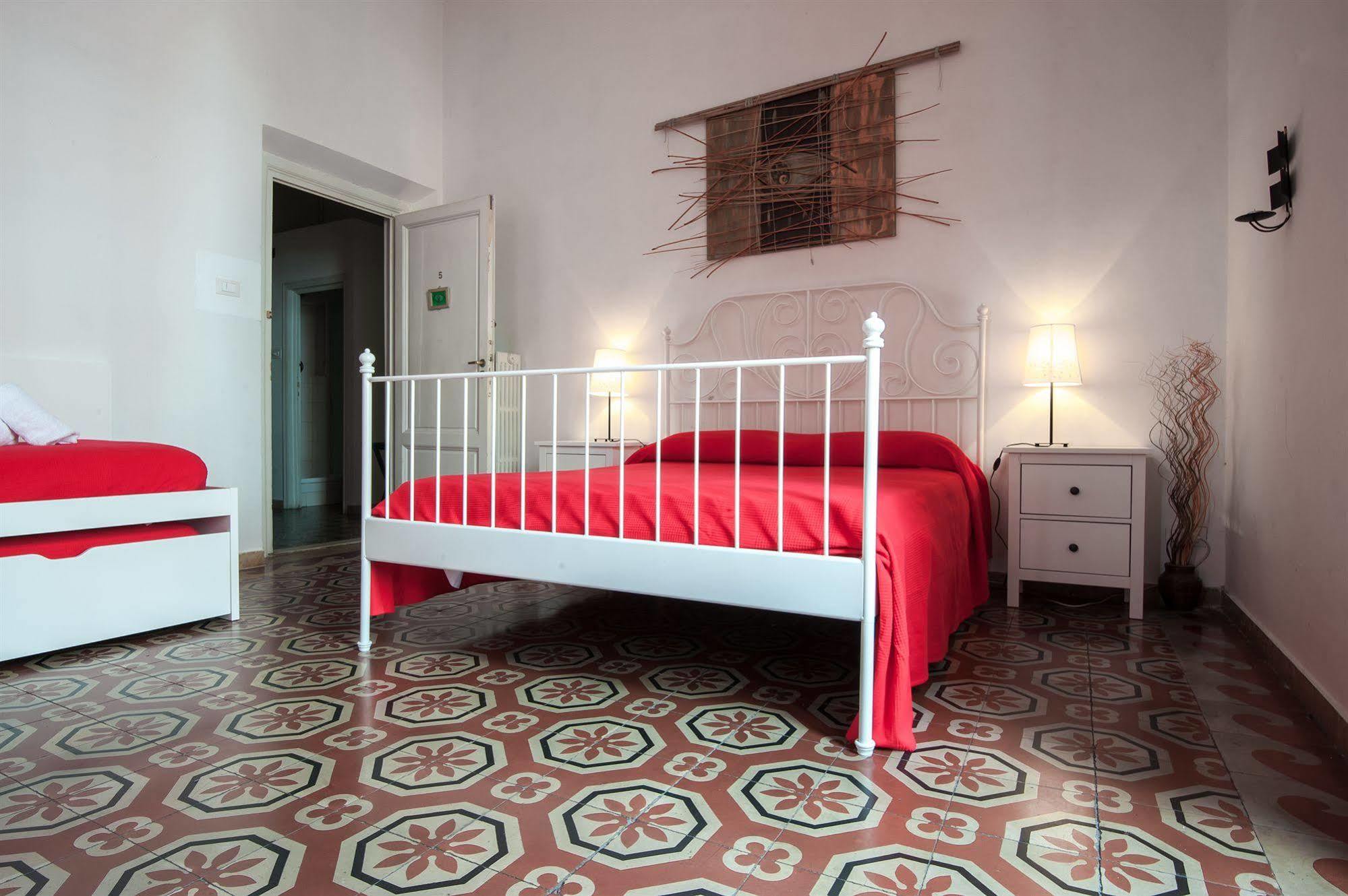 B&B 5 Sensi Firenze Eksteriør billede