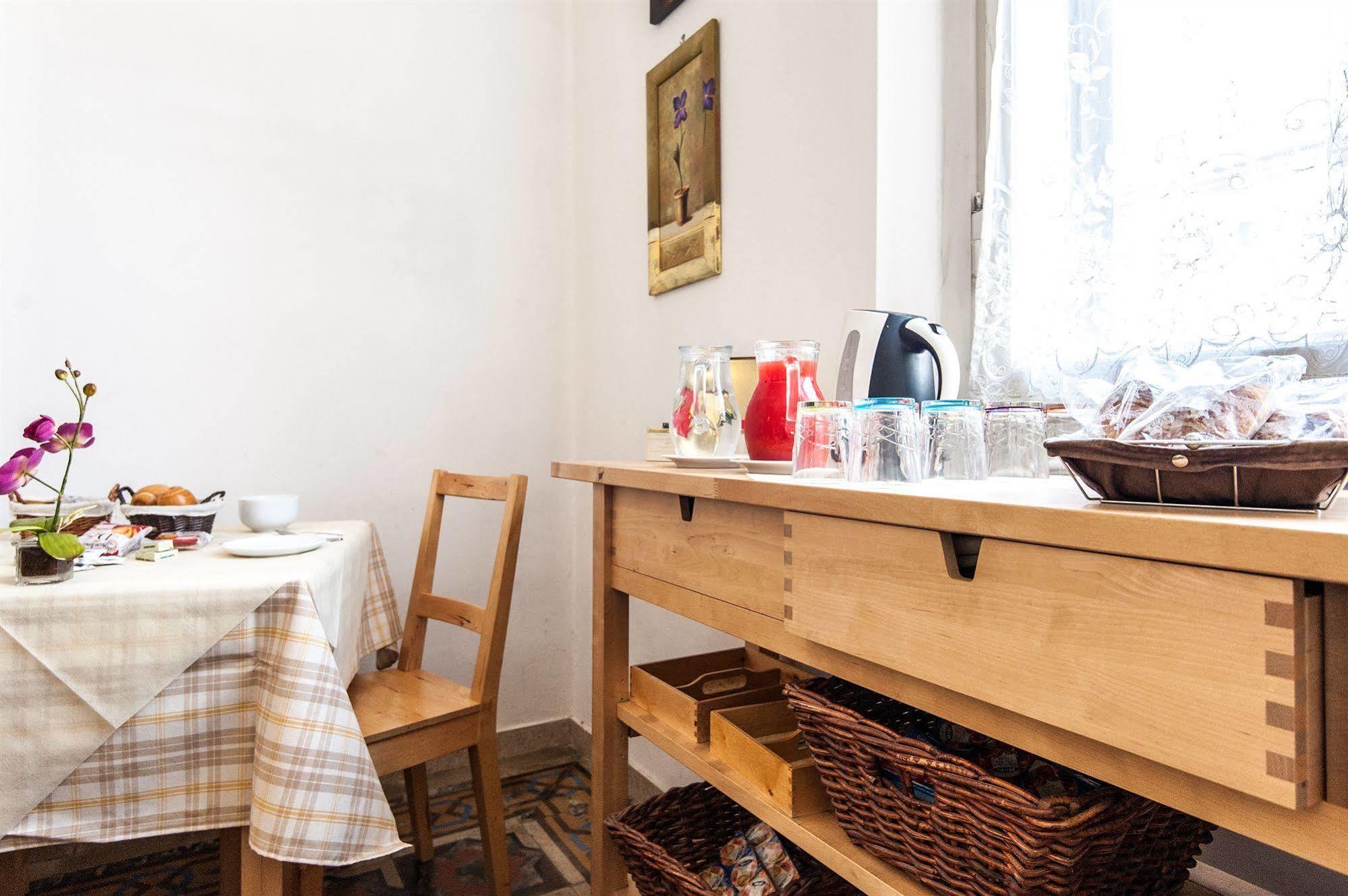 B&B 5 Sensi Firenze Eksteriør billede